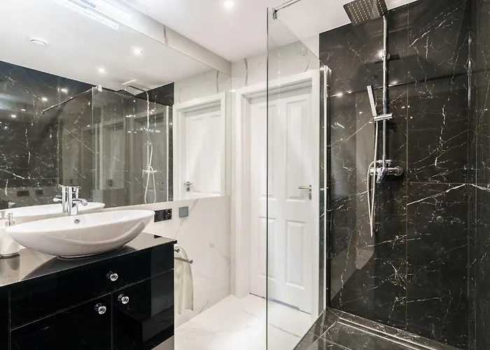 Nowoczesny - 200 Metrow Od Rynku Διαμέρισμα *